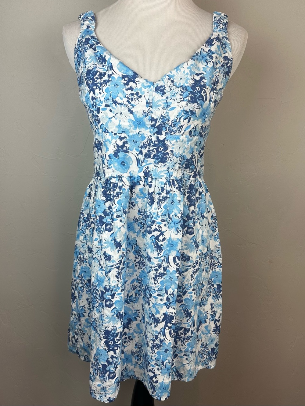 ABERCROMBIE & FITCH Blue Floral Smocked Back Cotton Sundress Size Large